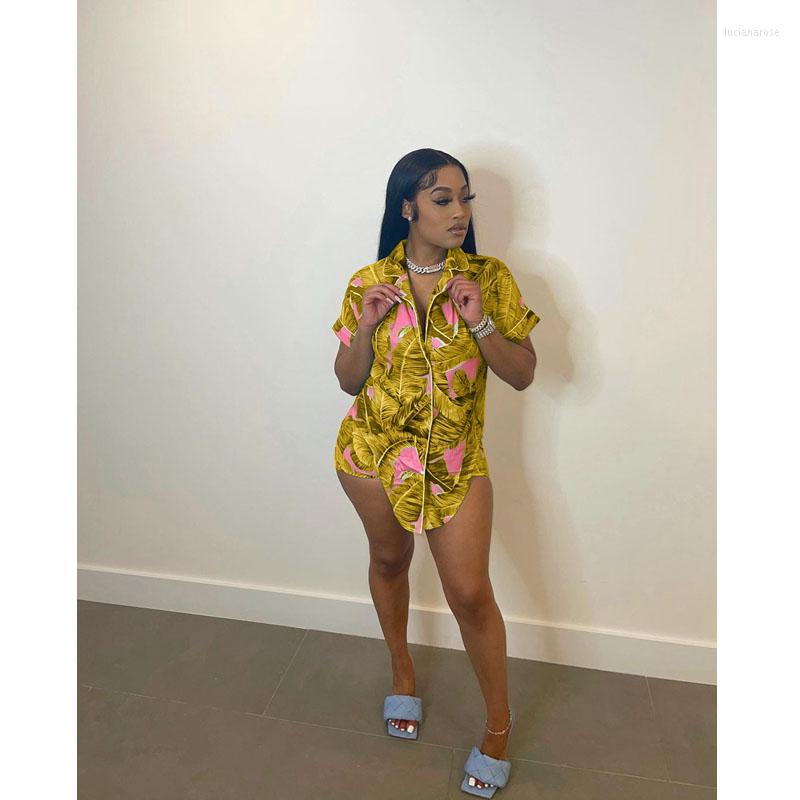 Women' Tracksuits Summer Clothing Two Piece Set Women Print Irregular Short Sleeve Sexy Crop Top Shorts Sets Club Outfits Streetwear, Green
Women' Tracksuits Summer Clothing Two Piece Set Women Print Irregular Short Sleeve Sexy Crop Top Shorts Sets Club Outfits Streetwear, Green