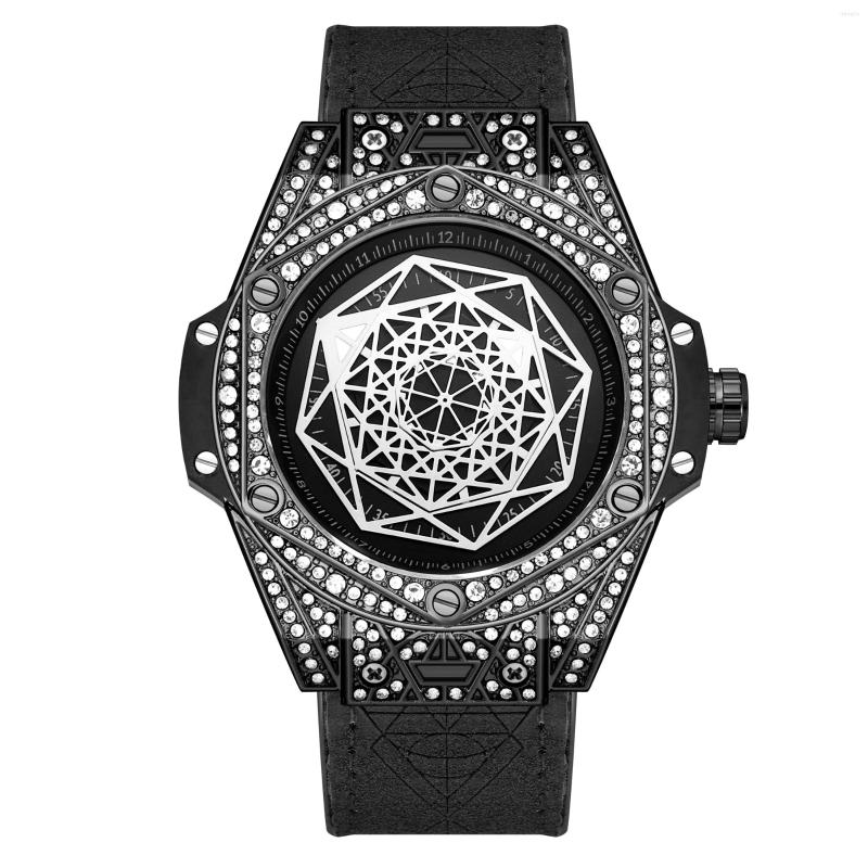Wristwatches Style Men Luxury Black Watch Bling Full Diamond Iced Out Bang Quartz Wristwatch Rubber Strap Gift Luminous Watches Clock
Wristwatches Style Men Luxury Black Watch Bling Full Diamond Iced Out Bang Quartz Wristwatch Rubber Strap Gift Luminous Watches Clock