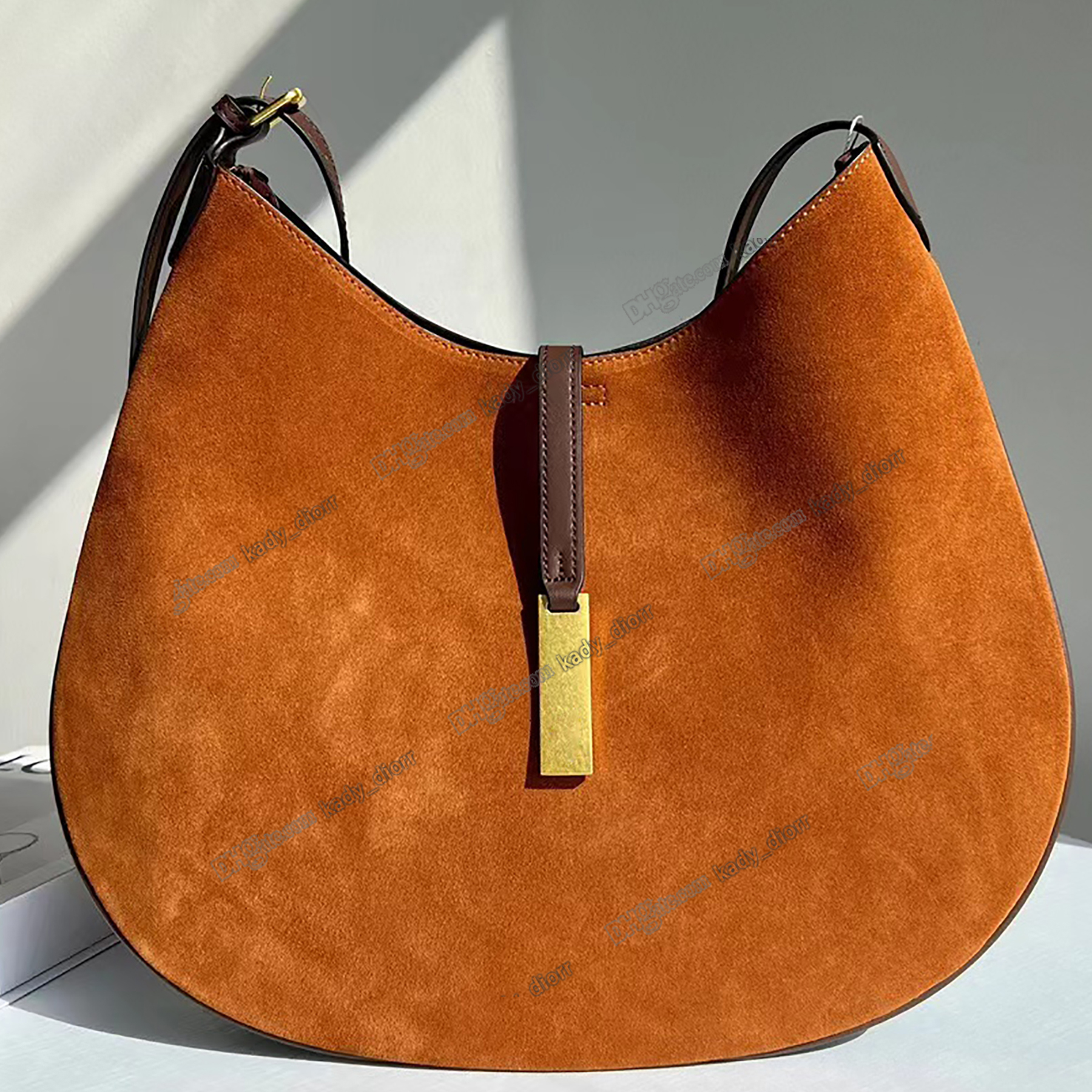 RL Id Collection Shoulder Bags Pony Luxury Designer Handbags Women Equestrain Dual-compartment Saddle Silhourtte Flexible Bonded Suede Brass Signature Pony Purse, Customize
RL Id Collection Shoulder Bags Pony Luxury Designer Handbags Women Equestrain Dual-compartment Saddle Silhourtte Flexible Bonded Suede Brass Signature Pony Purse, Customize