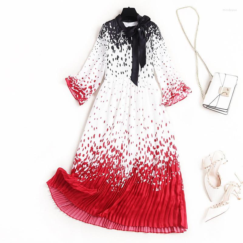 Casual Dresses High Street Fashion Women Spring Dress 2022 Elegant Lady Bow Neck Flare Sleeve Print Mid Calf Holiday Pleated Chiffon, Red
Casual Dresses High Street Fashion Women Spring Dress 2022 Elegant Lady Bow Neck Flare Sleeve Print Mid Calf Holiday Pleated Chiffon, Red