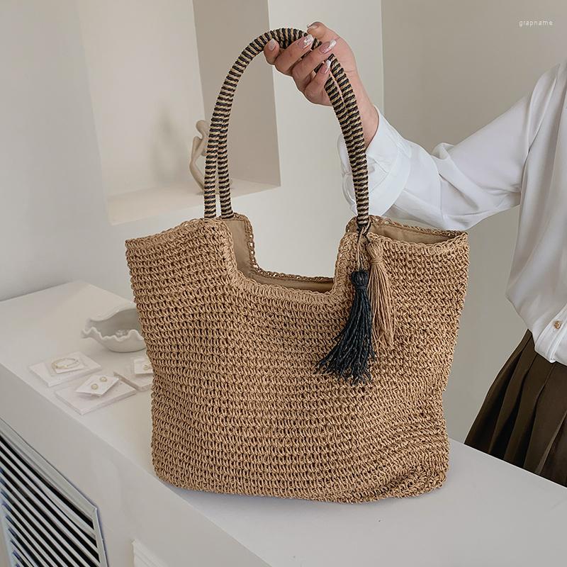 Evening Bags Hand-woven Women's Shoulder Handbag Bohemian 2022 Summer Fashion Straw Beach Tote Bag Travel Shopper Weaving Shopping 8184, Khaki
Evening Bags Hand-woven Women's Shoulder Handbag Bohemian 2022 Summer Fashion Straw Beach Tote Bag Travel Shopper Weaving Shopping 8184, Khaki