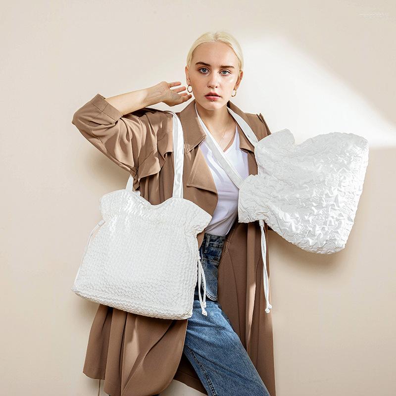 Evening Bags Art Designer Bag High Quality Tote For Women Ladies Hand Bubble Cloth Handbags Shoulder String Bucket, 01 white
Evening Bags Art Designer Bag High Quality Tote For Women Ladies Hand Bubble Cloth Handbags Shoulder String Bucket, 01 white