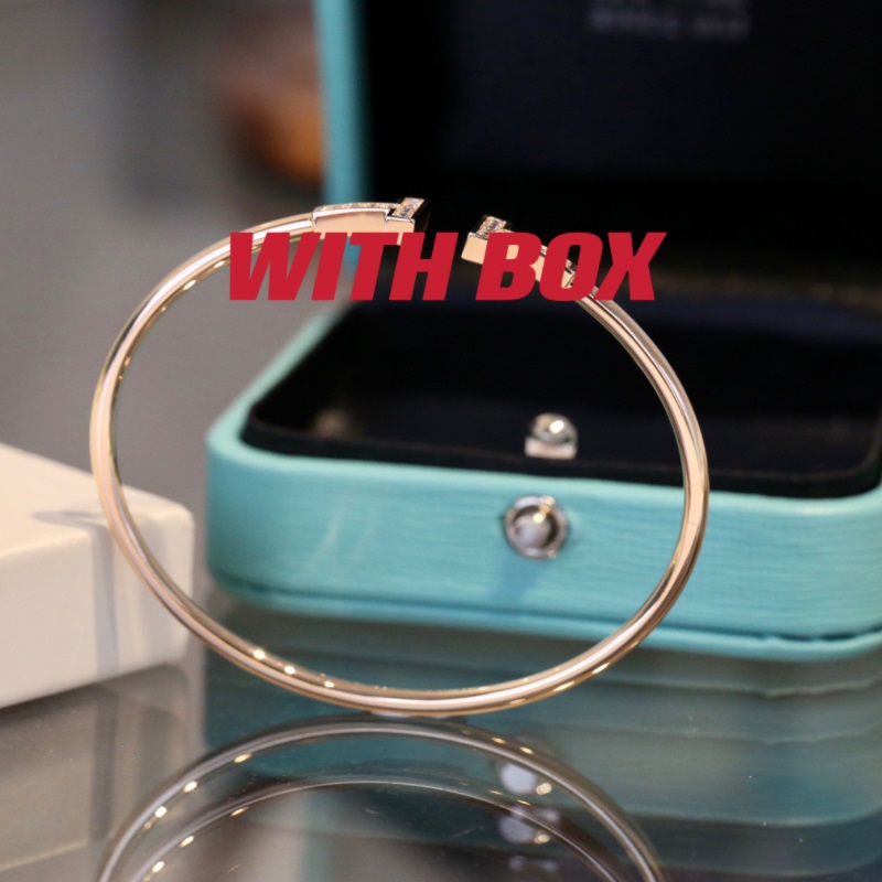 Highquality fashion bangle bangles bracelet stainless steel Bracelets Famous Luxury Designers Brand Jewelry womens Couple men LOVE Diamonds gold silver bijoux
Highquality fashion bangle bangles bracelet stainless steel Bracelets Famous Luxury Designers Brand Jewelry womens Couple men LOVE Diamonds gold silver bijoux