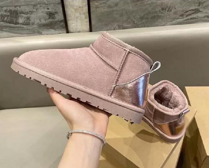 2022 Fashion Snow Boots Warm Suede Shoes Classical Short Keep Warm Man Women Plush Casual Chestnut Grey Size 35-43