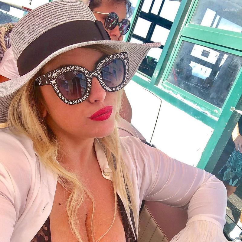 Sunglasses 2022 Rectangle Vintage Fashion Design Retro Sun Glasses Female Lady Eyeglass Casual Eyewear UV400 Goggles
Sunglasses 2022 Rectangle Vintage Fashion Design Retro Sun Glasses Female Lady Eyeglass Casual Eyewear UV400 Goggles
