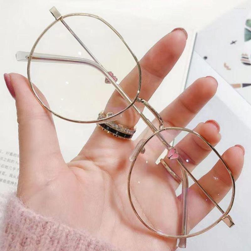 Sunglasses Fashion Anti-Blue Light Oversized Glasses Women Men Love Heart Frame Eye Protection Eyeglasses Office Computer Goggles
Sunglasses Fashion Anti-Blue Light Oversized Glasses Women Men Love Heart Frame Eye Protection Eyeglasses Office Computer Goggles