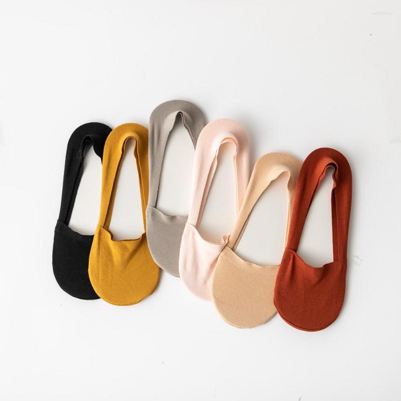 Women Socks Amorn Invisible Woman's Ice Silk Cool Fashion Asakuchi Non-slip Female Shadow Toe Prevent Burst Ladies, Gray 
Women Socks Amorn Invisible Woman's Ice Silk Cool Fashion Asakuchi Non-slip Female Shadow Toe Prevent Burst Ladies, Gray