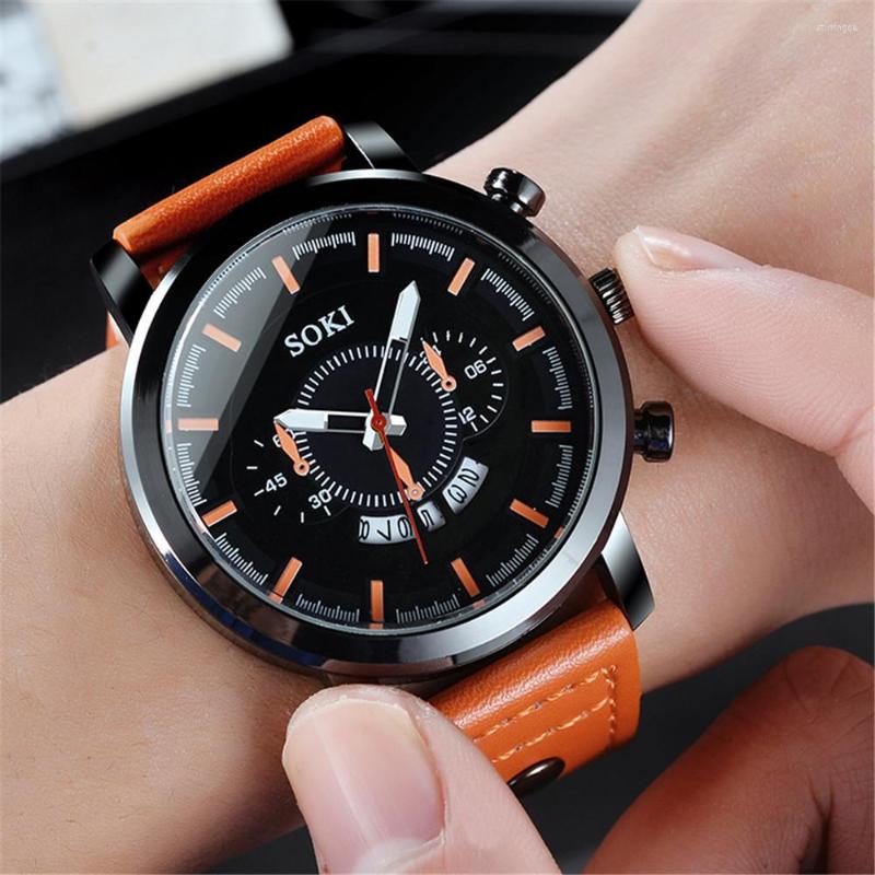 Wristwatches 2022 Soki Brand European And American Spring Style Casual Fashion Business Men's Pu Strap Calendar Sports Quartz Watch, Orange
Wristwatches 2022 Soki Brand European And American Spring Style Casual Fashion Business Men's Pu Strap Calendar Sports Quartz Watch, Orange