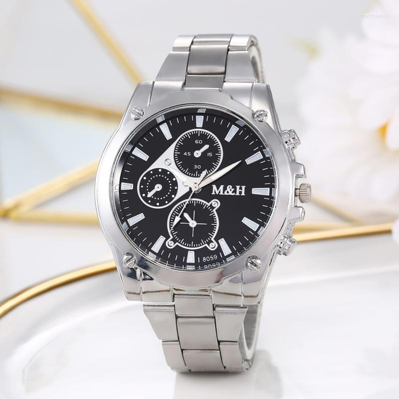 Wristwatches Men's Gift Alloy Steel Band Fake Three-Eye Non-Mechanical Quartz Watch, White
Wristwatches Men's Gift Alloy Steel Band Fake Three-Eye Non-Mechanical Quartz Watch, White