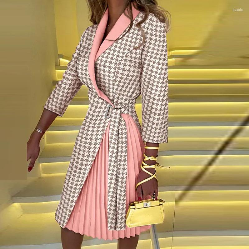 Casual Dresses Vintage Pleated Printing A Line Party Dress Women Autumn Fashion Long Sleeve Patchwork Midi Office Lady Lace Up Vestidos, Style 1
Casual Dresses Vintage Pleated Printing A Line Party Dress Women Autumn Fashion Long Sleeve Patchwork Midi Office Lady Lace Up Vestidos, Style 1