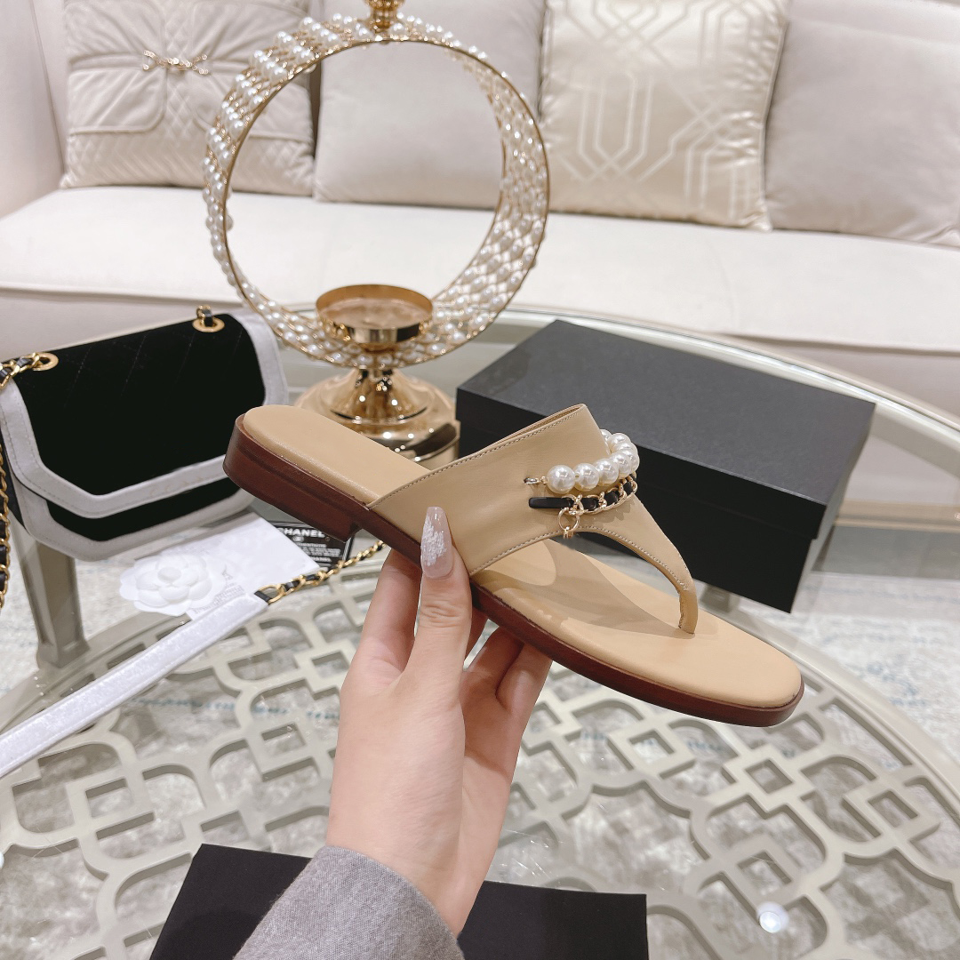 Designer Women flip flop Sandals Indoor Flat Slippers Calfskin Imitation Pearls Black open toe lace up heels Sandal Summer Top Luxury Fashion Ladies Beach Slipper, Customize
Designer Women flip flop Sandals Indoor Flat Slippers Calfskin Imitation Pearls Black open toe lace up heels Sandal Summer Top Luxury Fashion Ladies Beach Slipper, Customize