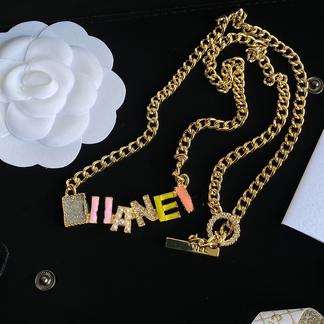 18K Gold Plated Brass Copper Necklace Fashion Women Designer Double Letter Necklaces Choker Pendant Chain Crystal Imitation Pearl Wedding Jewelry Accessories
18K Gold Plated Brass Copper Necklace Fashion Women Designer Double Letter Necklaces Choker Pendant Chain Crystal Imitation Pearl Wedding Jewelry Accessories