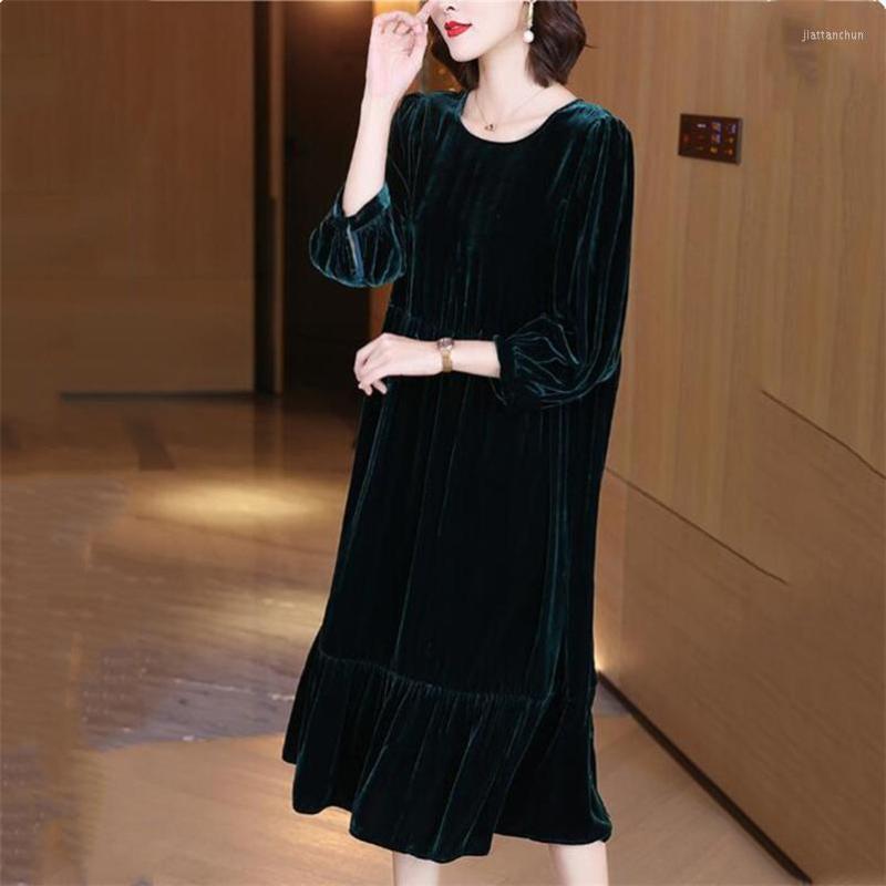 Casual Dresses 2022 Autumn Velvet Midi Winter Solid Vintage Lantern Sleeve Loose Women Elegant Party Vestidos De Fiesta, Black
Casual Dresses 2022 Autumn Velvet Midi Winter Solid Vintage Lantern Sleeve Loose Women Elegant Party Vestidos De Fiesta, Black