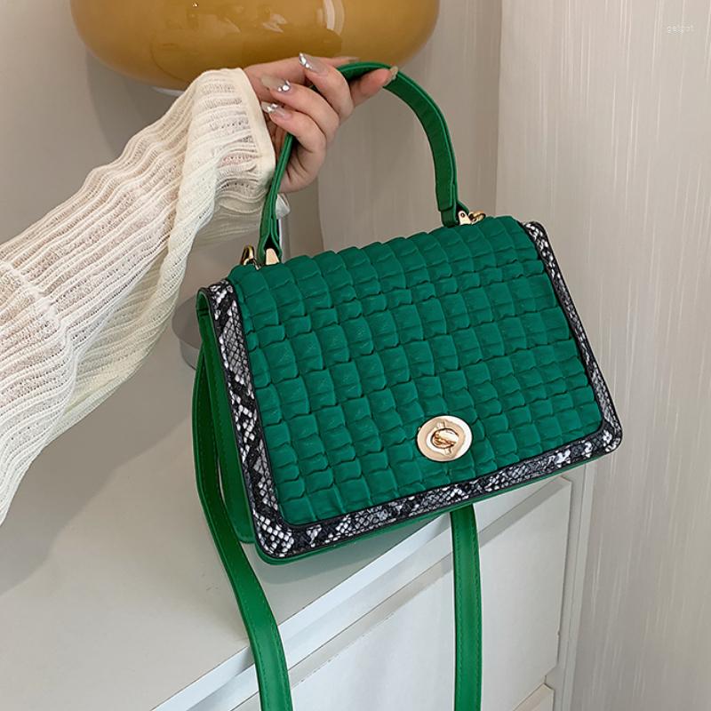 Evening Bags Fashion Tote Bag With Small 2022 High-quality PU Leather Women Designer Handbag Shoulder, Black
Evening Bags Fashion Tote Bag With Small 2022 High-quality PU Leather Women Designer Handbag Shoulder, Black