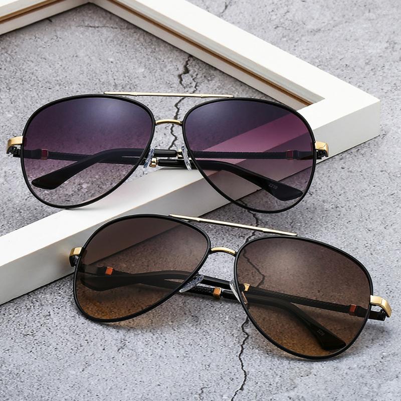 Sunglasses 2022 Fashionable Pilot Men Metal Goggle Eyewear Vintage Personality Men's Sun Glasses Oval Frame Brand Designer
Sunglasses 2022 Fashionable Pilot Men Metal Goggle Eyewear Vintage Personality Men's Sun Glasses Oval Frame Brand Designer