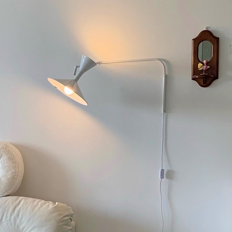 American Craftsman Iron Wall Lamp with Rustic Charm Suitable for Multiple Interior Settings