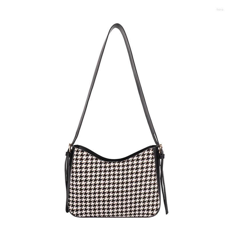 Cosmetic Bags Women Casual Fashion Houndstooth Black And White Zipper Shoulder Crossbody For Handbags, Ce
Cosmetic Bags Women Casual Fashion Houndstooth Black And White Zipper Shoulder Crossbody For Handbags, Ce