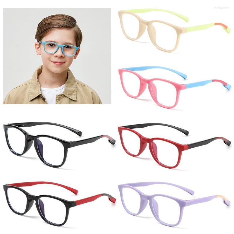 Sunglasses Kids Anti-blue Light Glasses For Children Soft Frame Goggle Plain Silicone Eye Fame Eywear Boys Girls Fashion
Sunglasses Kids Anti-blue Light Glasses For Children Soft Frame Goggle Plain Silicone Eye Fame Eywear Boys Girls Fashion