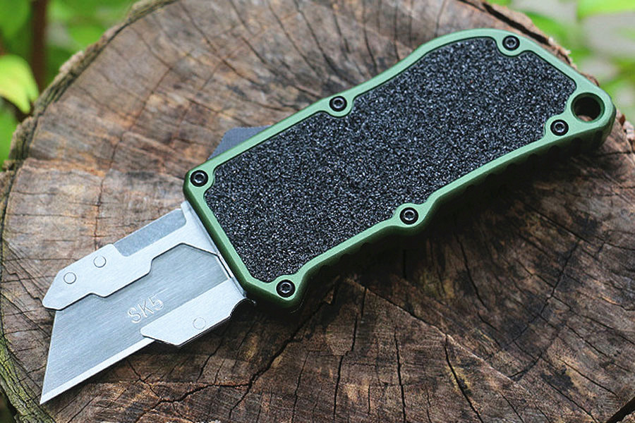 Special Offer M6678 Automatic Tactical Knife SK5 Satin Tanto Blade CNC Green Aviation Aluminum Handle EDC Pocket Paper Cutter Knives with 5Pcs Blades
Special Offer M6678 Automatic Tactical Knife SK5 Satin Tanto Blade CNC Green Aviation Aluminum Handle EDC Pocket Paper Cutter Knives with 5Pcs Blades