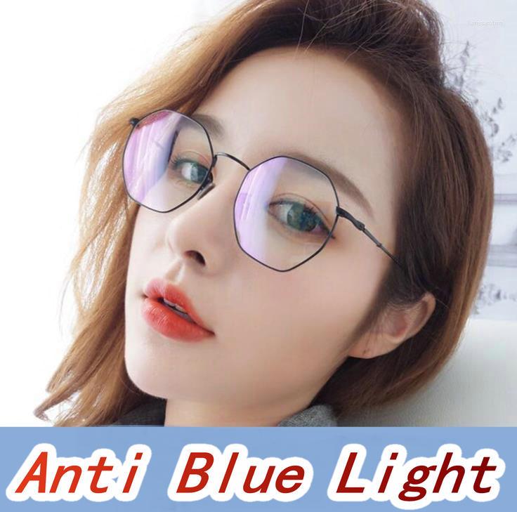 Sunglasses 2022 Vintage Anti Blue Light Glasses Frame Round Lens Myopia Optical Mirror Simple Metal Women Men Transparent Eyewear Frames
Sunglasses 2022 Vintage Anti Blue Light Glasses Frame Round Lens Myopia Optical Mirror Simple Metal Women Men Transparent Eyewear Frames