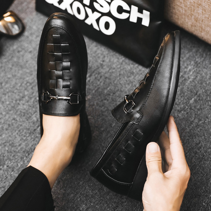 Braided Brogue Leather Oxford Shoes Vintage Old Metal Buckle Pointed Toe One Stirrup Men's Fashion Formal Casual Shoes Multiple Sizes37-48, Black
Braided Brogue Leather Oxford Shoes Vintage Old Metal Buckle Pointed Toe One Stirrup Men's Fashion Formal Casual Shoes Multiple Sizes37-48, Black