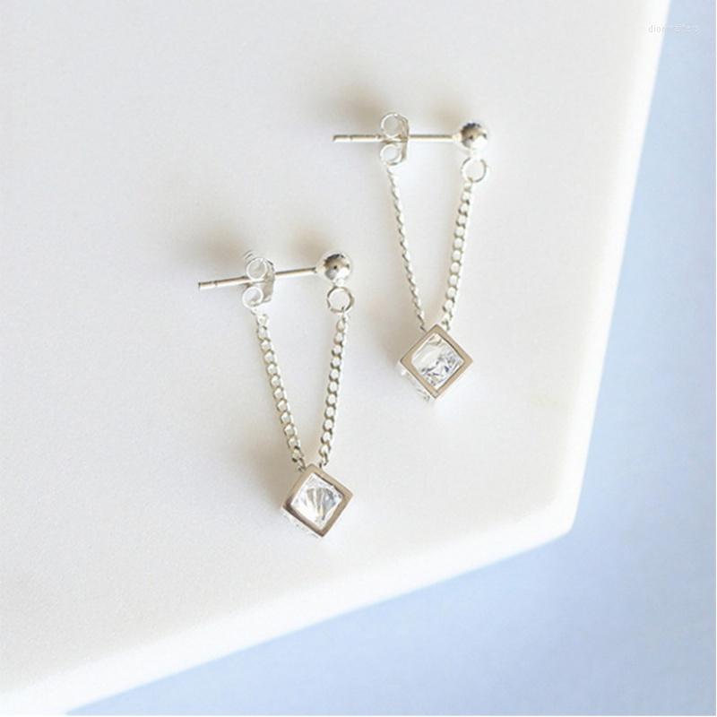 Stud Earrings Korean-Style Fashion All-Match Cube Zircon Ear Studs Female Trend Love Personality Simple Line Silver Plated
Stud Earrings Korean-Style Fashion All-Match Cube Zircon Ear Studs Female Trend Love Personality Simple Line Silver Plated