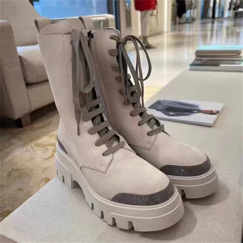 Half boots Women Knight Boots black Calfskin Motorcycle boot laces Adjustable zipper opening Womens Luxury designer Factory Footwear, Beige
Half boots Women Knight Boots black Calfskin Motorcycle boot laces Adjustable zipper opening Womens Luxury designer Factory Footwear, Beige