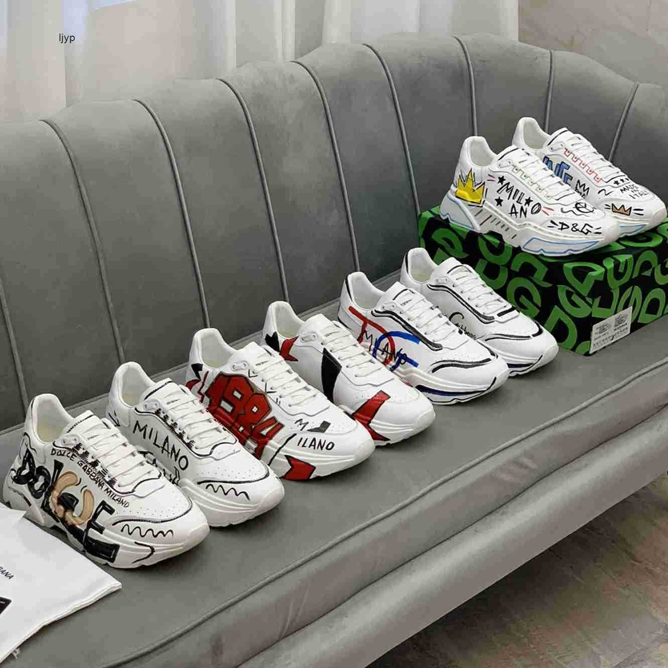 Casual Shoes Sneakers Designer Luxury Chaussures Leather Ace Printing Pattern Vintage Walking Sports Men Women Sneaker
Casual Shoes Sneakers Designer Luxury Chaussures Leather Ace Printing Pattern Vintage Walking Sports Men Women Sneaker
