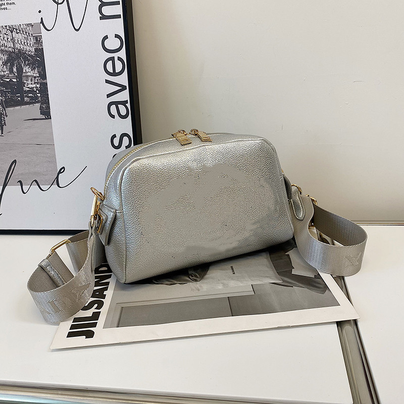 BRAND 2023 women's Wallets Surrogate Shopping large capacity handbag women's messenger bag purse, Grey 6721
BRAND 2023 women's Wallets Surrogate Shopping large capacity handbag women's messenger bag purse, Grey 6721