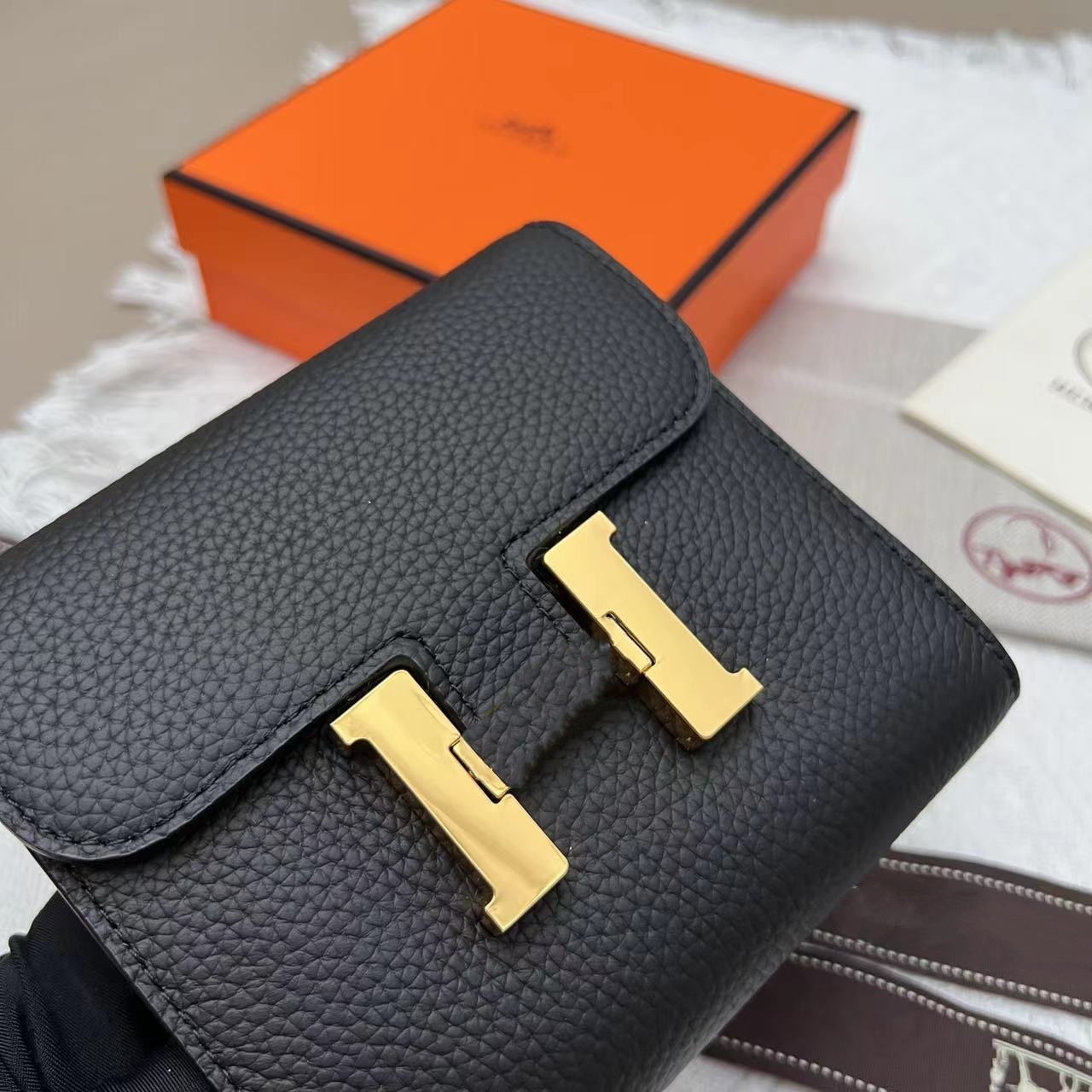 H Womens Wallet letter Cardholder ladies coin purses Flap wallets Plain purse luxury tote Envelope bags
H Womens Wallet letter Cardholder ladies coin purses Flap wallets Plain purse luxury tote Envelope bags