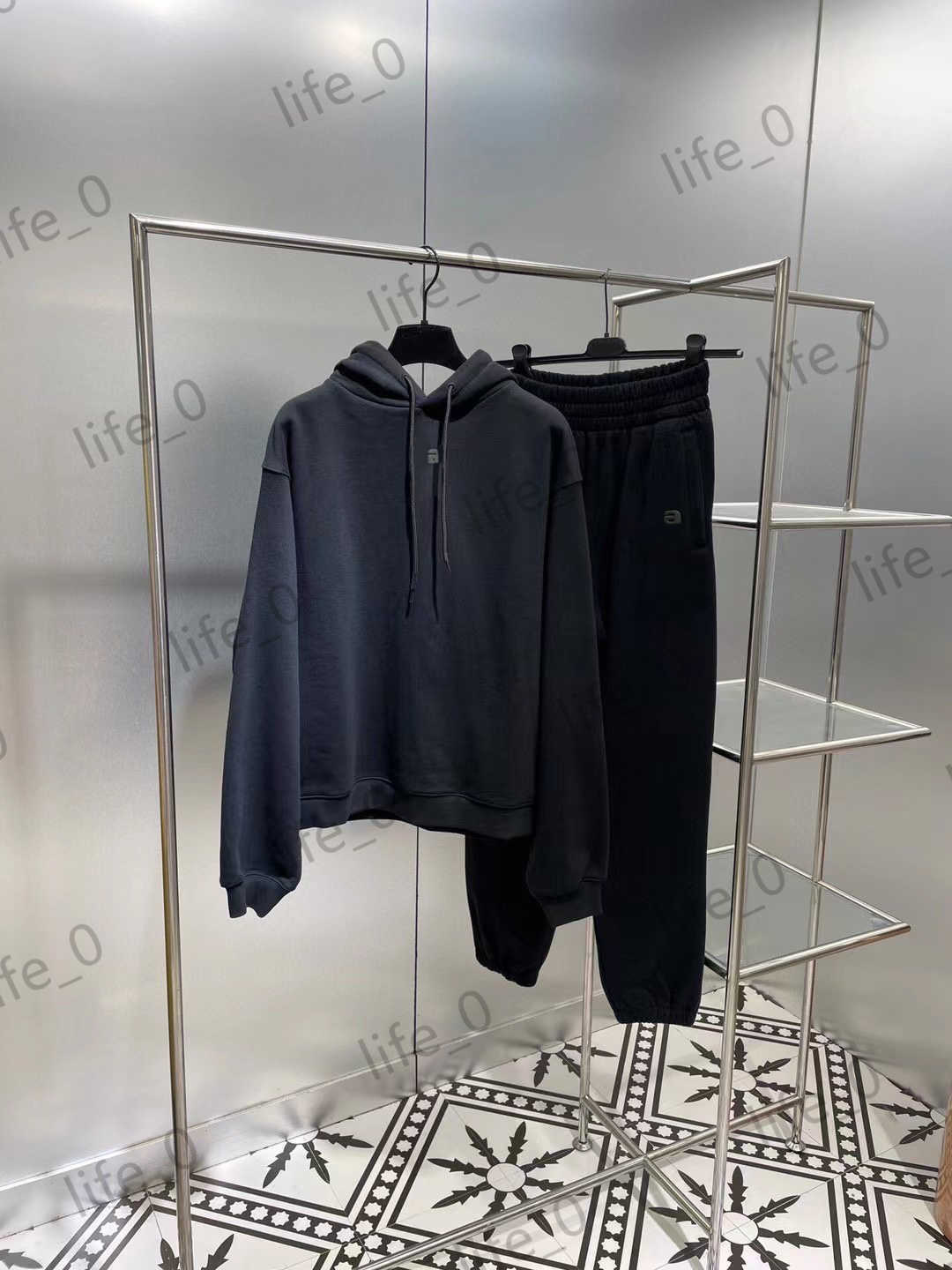 Mild Fleece Womens Two Pieces Pants Foamed Printed Letter Logo Hoodies Tops Elastic Waist Bunch Foot Designer Trousers Fashion Brand Woman Tracksuit 2 Colors
Mild Fleece Womens Two Pieces Pants Foamed Printed Letter Logo Hoodies Tops Elastic Waist Bunch Foot Designer Trousers Fashion Brand Woman Tracksuit 2 Colors
