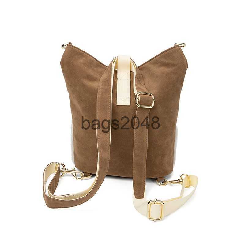 Evening Bags UGG Designer Bag 22ss winter new lamb wool bucket handbag plush double shoulder handbag plush single shoulder messenger womens handbags, Brown
Evening Bags UGG Designer Bag 22ss winter new lamb wool bucket handbag plush double shoulder handbag plush single shoulder messenger womens handbags, Brown