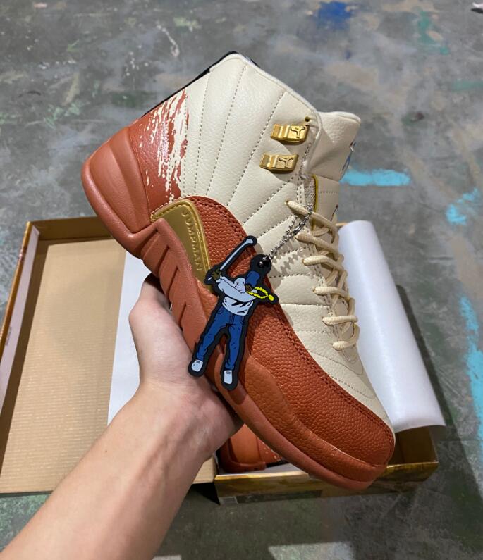 Eastside Golf x 12 Men Basketball Shoes 12s Muslin/Black-Burnt Sunrise outdoor Sports Sneakers DV1758-108 With Box Size us 7-13, 01
Eastside Golf x 12 Men Basketball Shoes 12s Muslin/Black-Burnt Sunrise outdoor Sports Sneakers DV1758-108 With Box Size us 7-13, 01