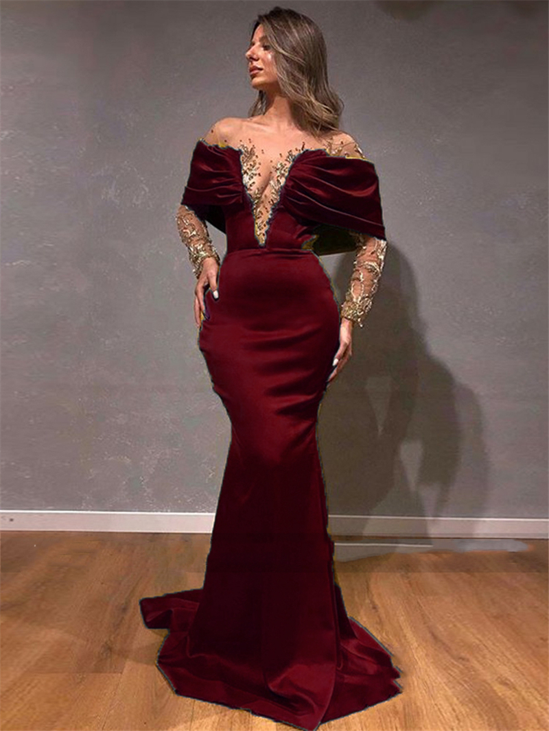 Charming Black Mermaid Evening Dresses 2023 Illusion Long Sleeve Satin Prom Party Gown Gold Appliques Beaded Sexy Transparent V-Neck Women Special Occ