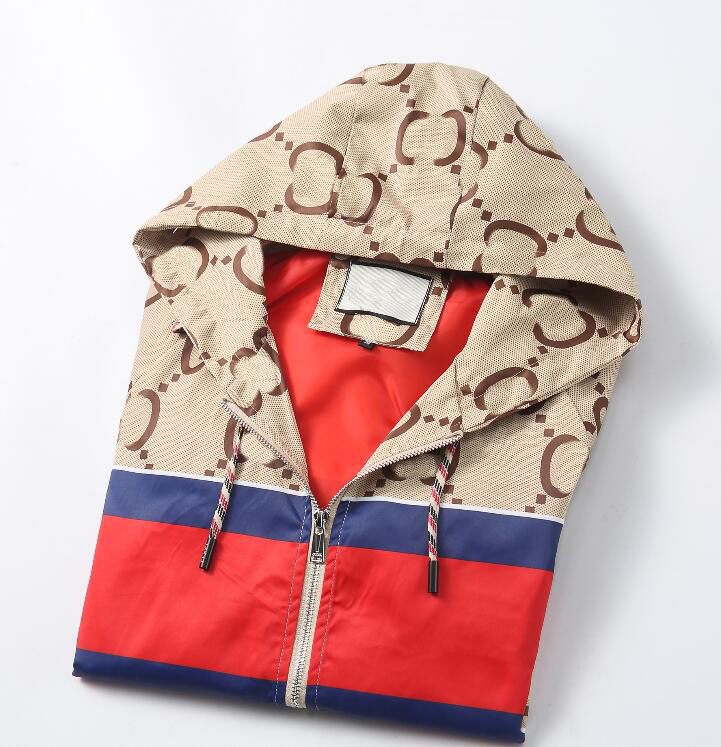 Mens Jacket Designer For Men Woman Coat shoulder Splicing of webbing Outwear Windbreaker Hoodie Zipper ggity Man Hooded Jackets outdoors Sport coats, Customize
Mens Jacket Designer For Men Woman Coat shoulder Splicing of webbing Outwear Windbreaker Hoodie Zipper ggity Man Hooded Jackets outdoors Sport coats, Customize