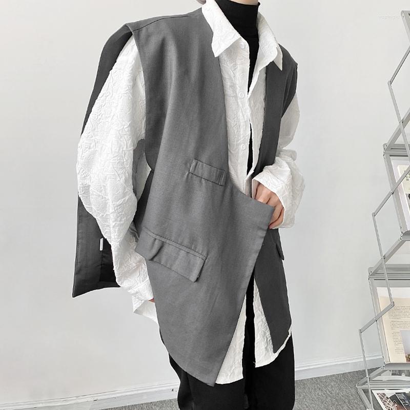 Men's Vests Oversized Summer Asymmetric Design Loose And Thin Waistcoat Trendy Men's Collarless Personalized Vest Buttonless Coat, Gray
Men's Vests Oversized Summer Asymmetric Design Loose And Thin Waistcoat Trendy Men's Collarless Personalized Vest Buttonless Coat, Gray
