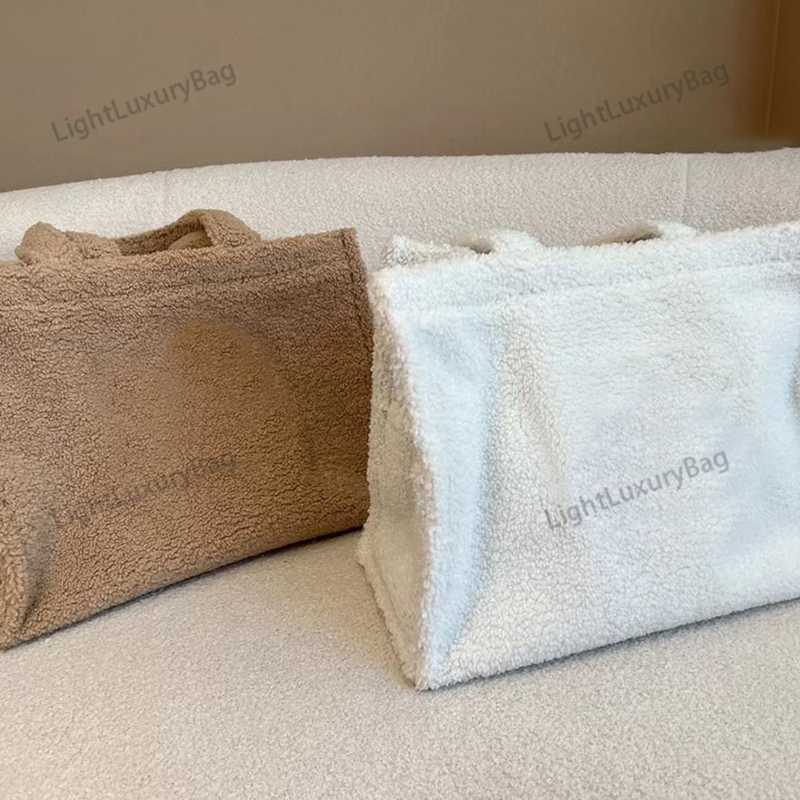 Tote Bags Designer Plush High Capacity Wallet Quality Crossbody For Women Classic Famous Brand Shopping Purses 220316, Khaki
Tote Bags Designer Plush High Capacity Wallet Quality Crossbody For Women Classic Famous Brand Shopping Purses 220316, Khaki