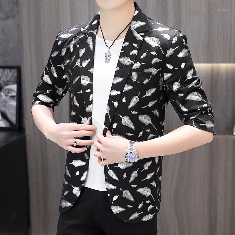 Men's Suits Seven Minute Sleeves Cross Border Small Suit Man Summer Trend Print Middle Hair Stylist Slim Bronzing Single Wester, As shown in figure
Men's Suits Seven Minute Sleeves Cross Border Small Suit Man Summer Trend Print Middle Hair Stylist Slim Bronzing Single Wester, As shown in figure
