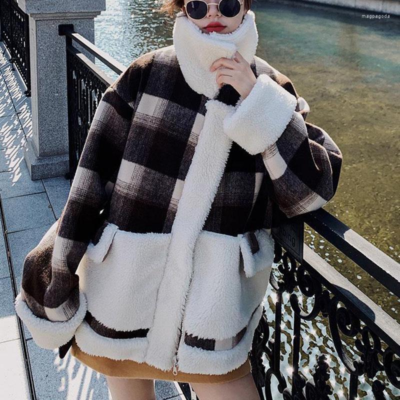 Women' Fur 2022 Autumn Winter Plaid Jacket Women Elegant Chic Lamb Cashmere Patchwork Overcoat Plush Collar Thick Warm Coat Female, Black
Women' Fur 2022 Autumn Winter Plaid Jacket Women Elegant Chic Lamb Cashmere Patchwork Overcoat Plush Collar Thick Warm Coat Female, Black