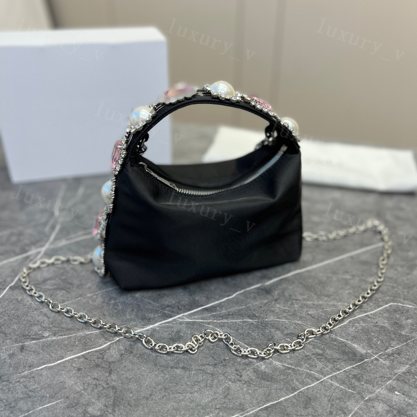 Designer Bags Women Shoulder Bag Rhinestone Hobos Fashion Sparkle Handbags Lady Luxury Crossbody Totes Tote Purses, Color 1
Designer Bags Women Shoulder Bag Rhinestone Hobos Fashion Sparkle Handbags Lady Luxury Crossbody Totes Tote Purses, Color 1