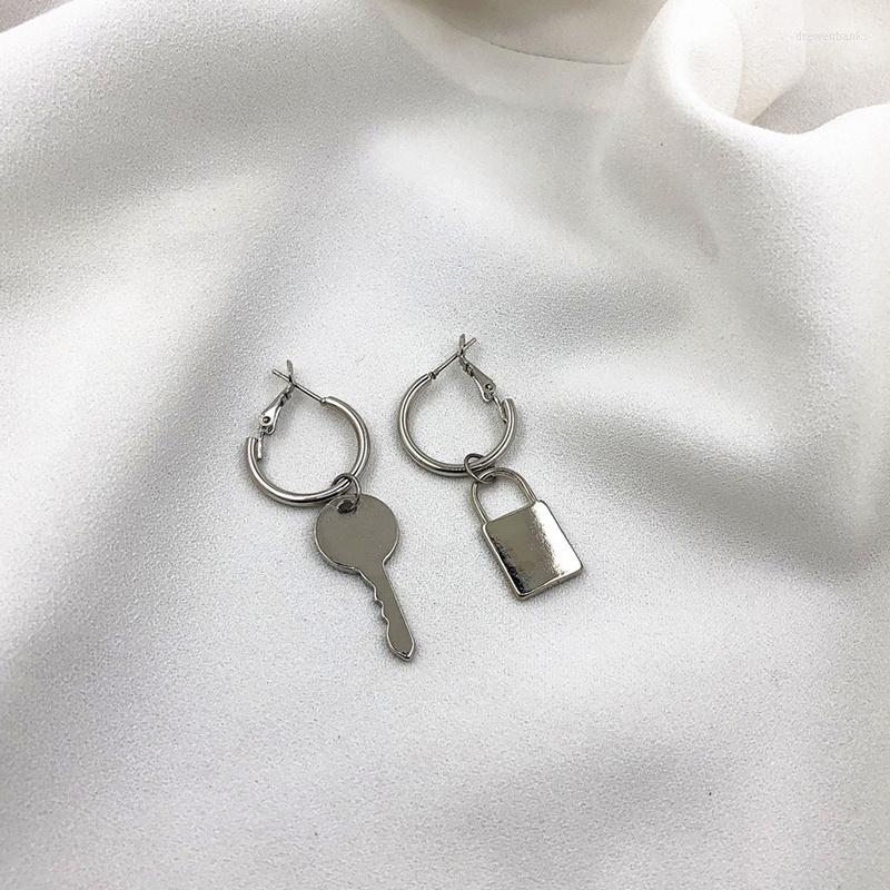 Backs Earrings Fashion Punk Metallic Silver Color Asymmetric Geometric Key Clip Hip Hop Women's Jewelry
Backs Earrings Fashion Punk Metallic Silver Color Asymmetric Geometric Key Clip Hip Hop Women's Jewelry