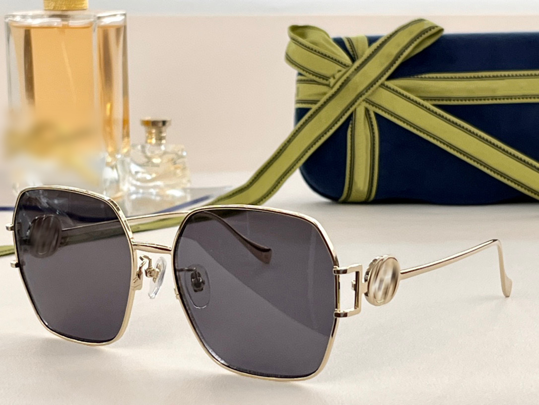 Sunglasses For Women Men Summer 1207 Style Anti-Ultraviolet Retro Plate Metal Full Frame Fashion Glasses Random Box
Sunglasses For Women Men Summer 1207 Style Anti-Ultraviolet Retro Plate Metal Full Frame Fashion Glasses Random Box