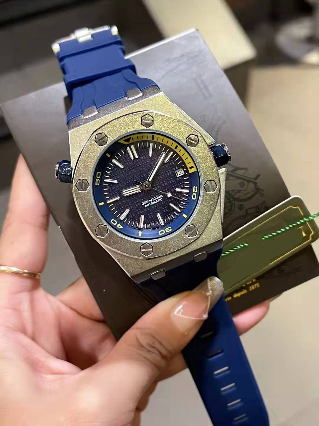 Fashion Silver Gold Men s ap rado Watches Stainless Steel Material Automatic machinery bentley Watch fff06
Fashion Silver Gold Men s ap rado Watches Stainless Steel Material Automatic machinery bentley Watch fff06