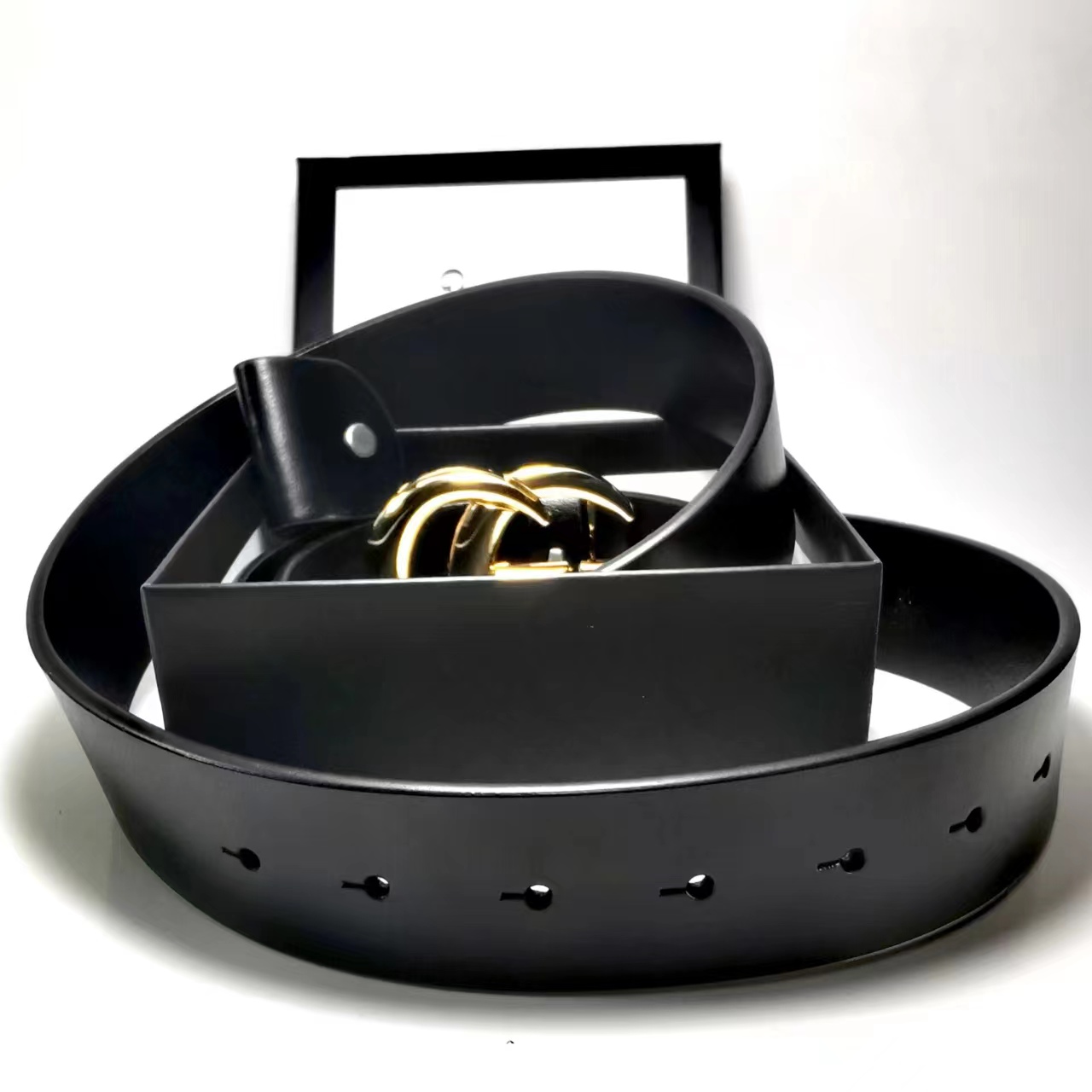 2022 Mens Designer Belt Luxury Womens Waist For Man Woman Fashion Casual Double Gold Letter Buckle Black Genuine Leather Belts Cintura Ceinture 2.0-3.8 Width With Box, Width 3.8cm with gift box
2022 Mens Designer Belt Luxury Womens Waist For Man Woman Fashion Casual Double Gold Letter Buckle Black Genuine Leather Belts Cintura Ceinture 2.0-3.8 Width With Box, Width 3.8cm with gift box