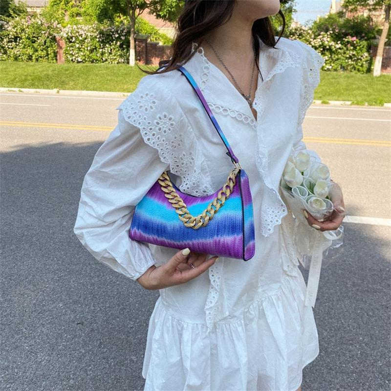 Evening Bags Fashion Gradient Color Shoulder Underarm Bag Women PU Leather Thick Chain Handbags Ladies Portable Exquisite Shopping Purse, Red
Evening Bags Fashion Gradient Color Shoulder Underarm Bag Women PU Leather Thick Chain Handbags Ladies Portable Exquisite Shopping Purse, Red