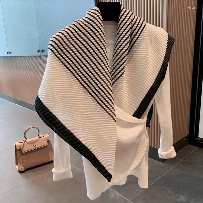 Bandanas Autumn And Winter Fashion All-match Pleated Striped Scarf Summer Sunscreen Shawl Triangle Square Female Silk Scar
Bandanas Autumn And Winter Fashion All-match Pleated Striped Scarf Summer Sunscreen Shawl Triangle Square Female Silk Scar