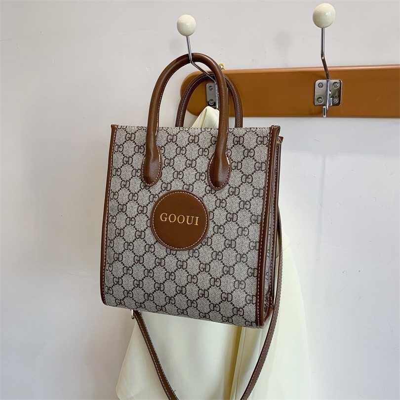 70% OFF 2023 Designer bag family musical score foreign style simple single women's large capacity Messenger small, Brown
70% OFF 2023 Designer bag family musical score foreign style simple single women's large capacity Messenger small, Brown