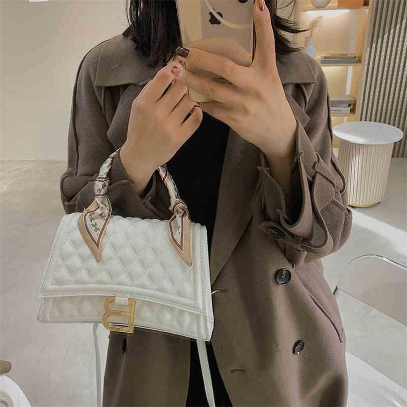 70% OFF 2023 Designer bag minority female autumn and winter Lingge Messenger portable women's small squareN5XG, White
70% OFF 2023 Designer bag minority female autumn and winter Lingge Messenger portable women's small squareN5XG, White