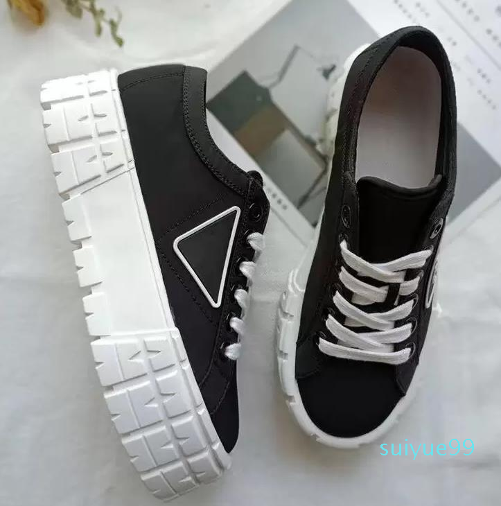 rubber platform inspired women shoes Double Wheel nylon gabardine sneakers 50 mm rubber sole Removable leather-covered 2022, As picture
rubber platform inspired women shoes Double Wheel nylon gabardine sneakers 50 mm rubber sole Removable leather-covered 2022, As picture