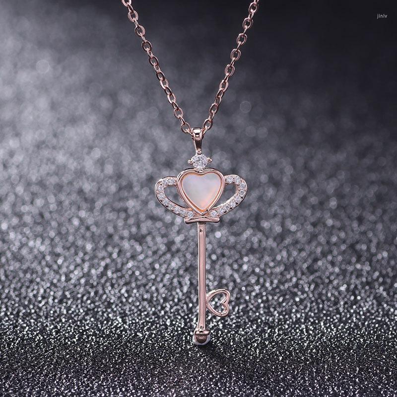 Chains Sterling Silver Heart Shell Crown Key Pendant Clavicle Chain Necklace For Women Wedding Party Dress Jewelry AccessoriesChains
Chains Sterling Silver Heart Shell Crown Key Pendant Clavicle Chain Necklace For Women Wedding Party Dress Jewelry AccessoriesChains